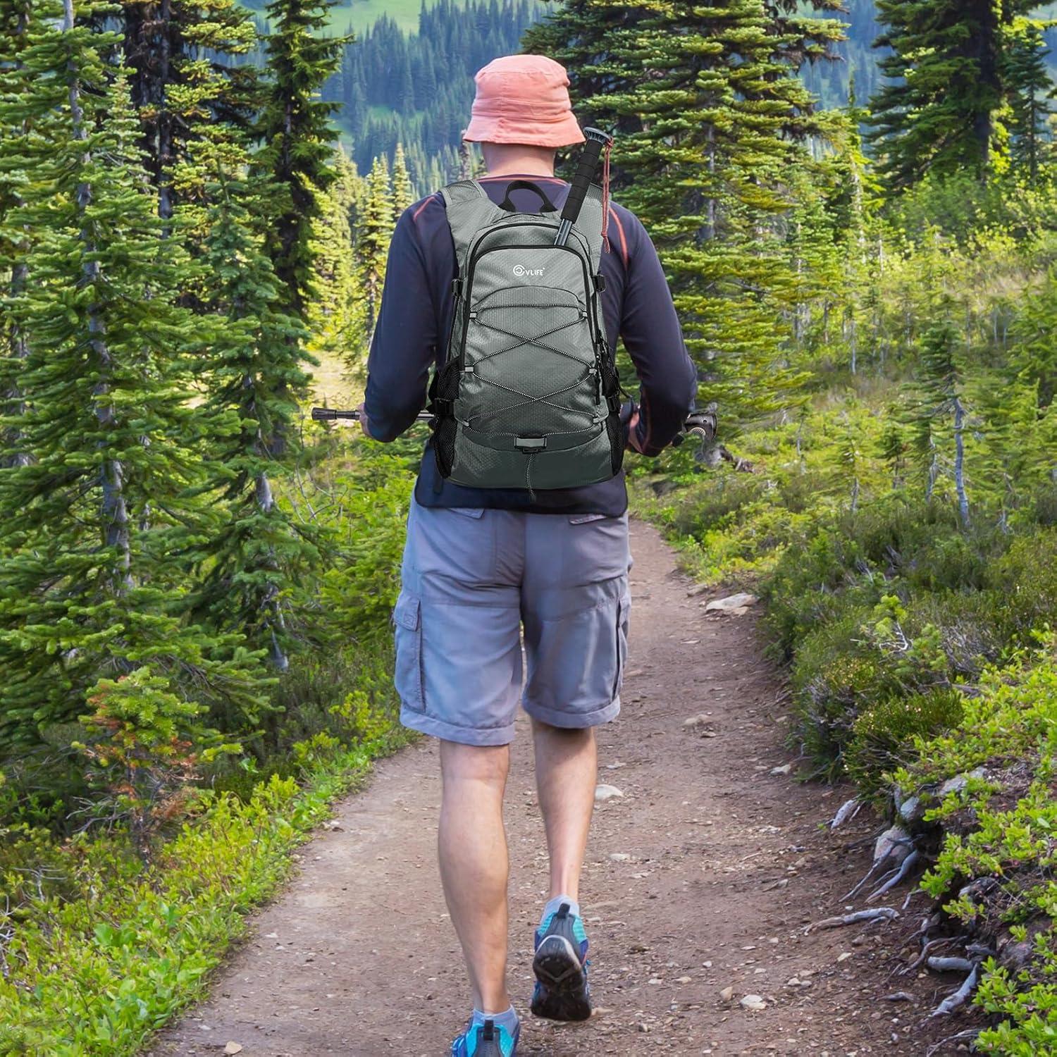 image:imageCVLIFE Hydration Backpack with 3L Water Bladder Hiking Water Backpack for Men Women Lightweight Insulation Hydration PackGrey